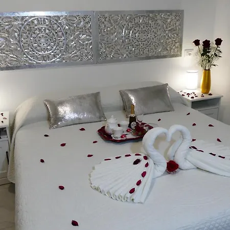 Valentyna Guest house *