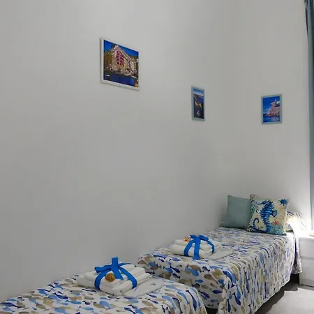 Valentyna Guest house *